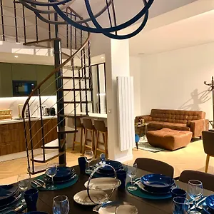 Charming Loft Style In Center Of Marais Paris